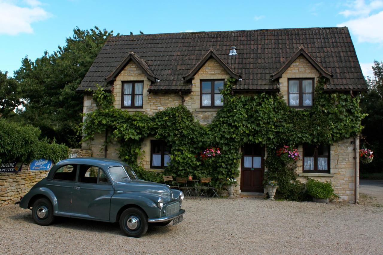 Fosse Farmhouse Holiday Cottages Chippenham  Exteriér fotografie