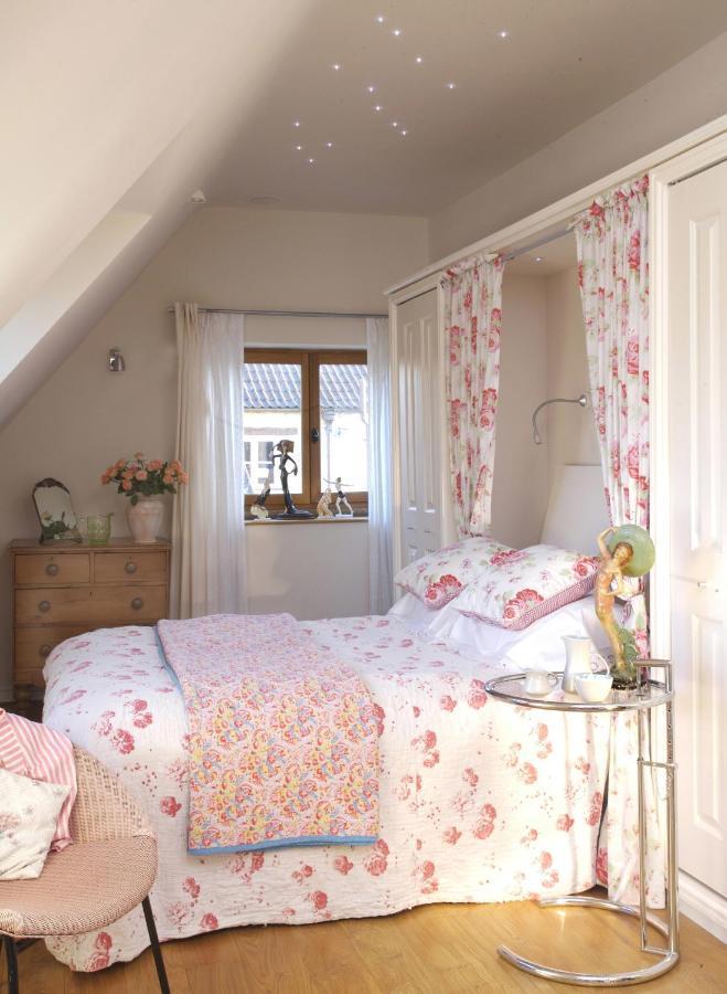 Fosse Farmhouse Holiday Cottages Chippenham  Exteriér fotografie