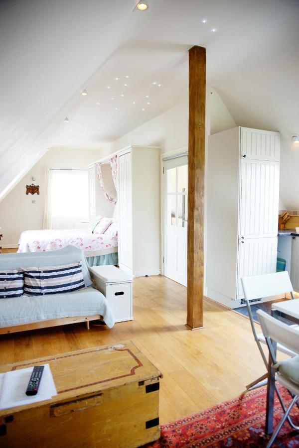 Fosse Farmhouse Holiday Cottages Chippenham  Exteriér fotografie